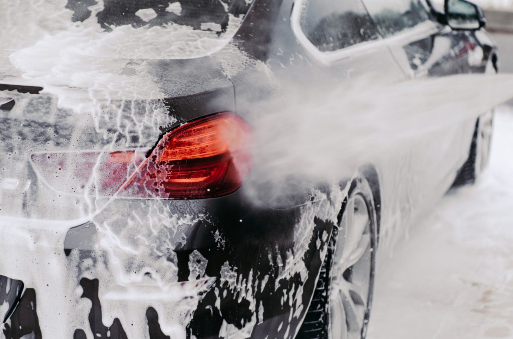 Auto in der Waschstraße